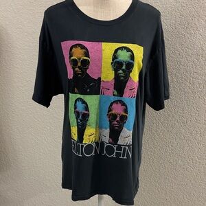 Daydreamer Elton John Pop Color Boyfriend Graphic Black T-Shirt Medium Unisex